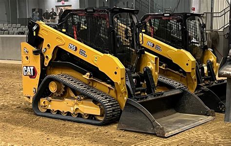 caterpillar skid steer cab differences|Caterpillar Debuts Next.